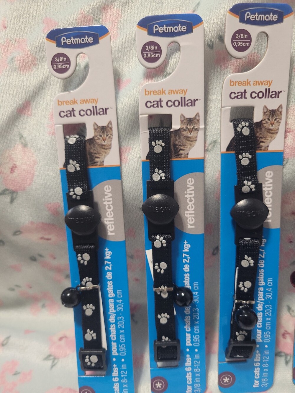 5 Cat Collars - Picture 2 of 4
